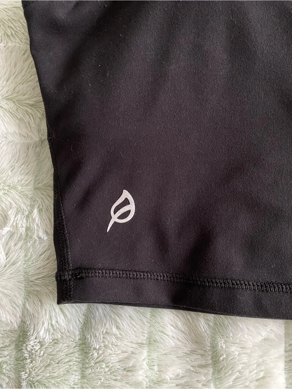 P’tula Cropped Tank with Built-in Bra — Black, Small - Picture 5 of 9